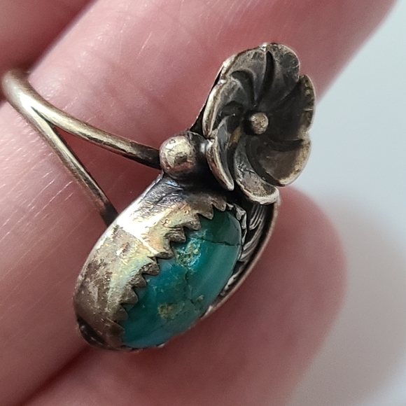 Vintage OLD navajo squash blossom ring sz 6 turquoise Native American sterling - Picture 3 of 12